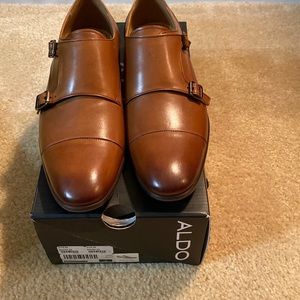 Mens shoes